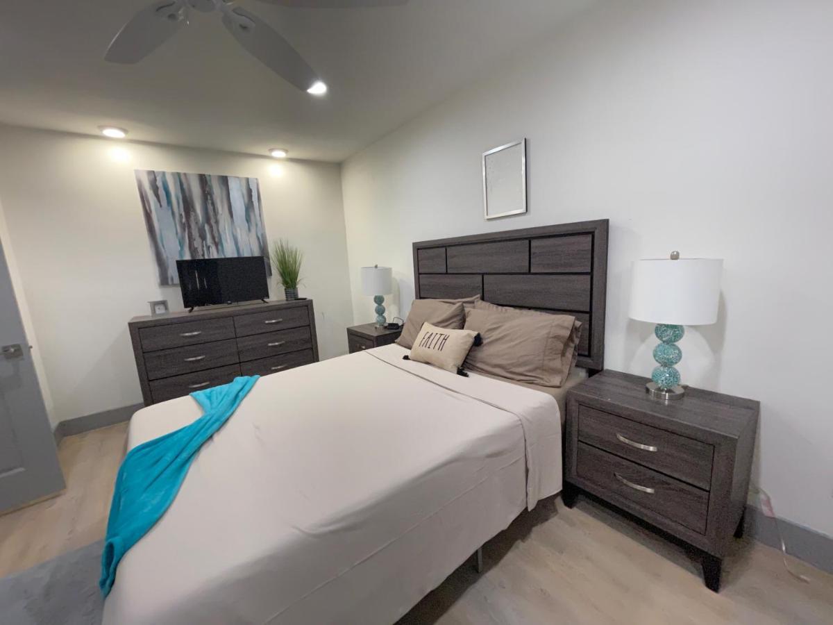 Modern Santorini Suite Houston Nrg Tmc Luxurious Walkable Exteriör bild